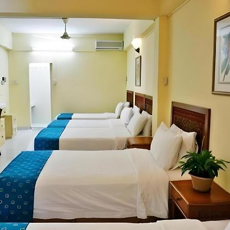 Seapark Condotel Hotel Кота-Кинабалу Экстерьер фото