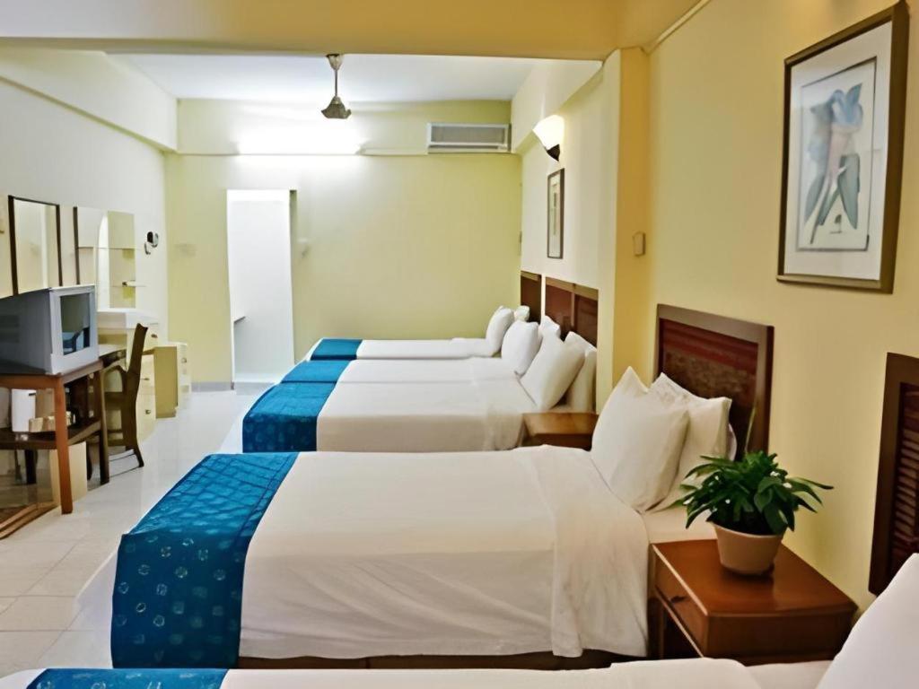 Seapark Condotel Hotel Кота-Кинабалу Экстерьер фото