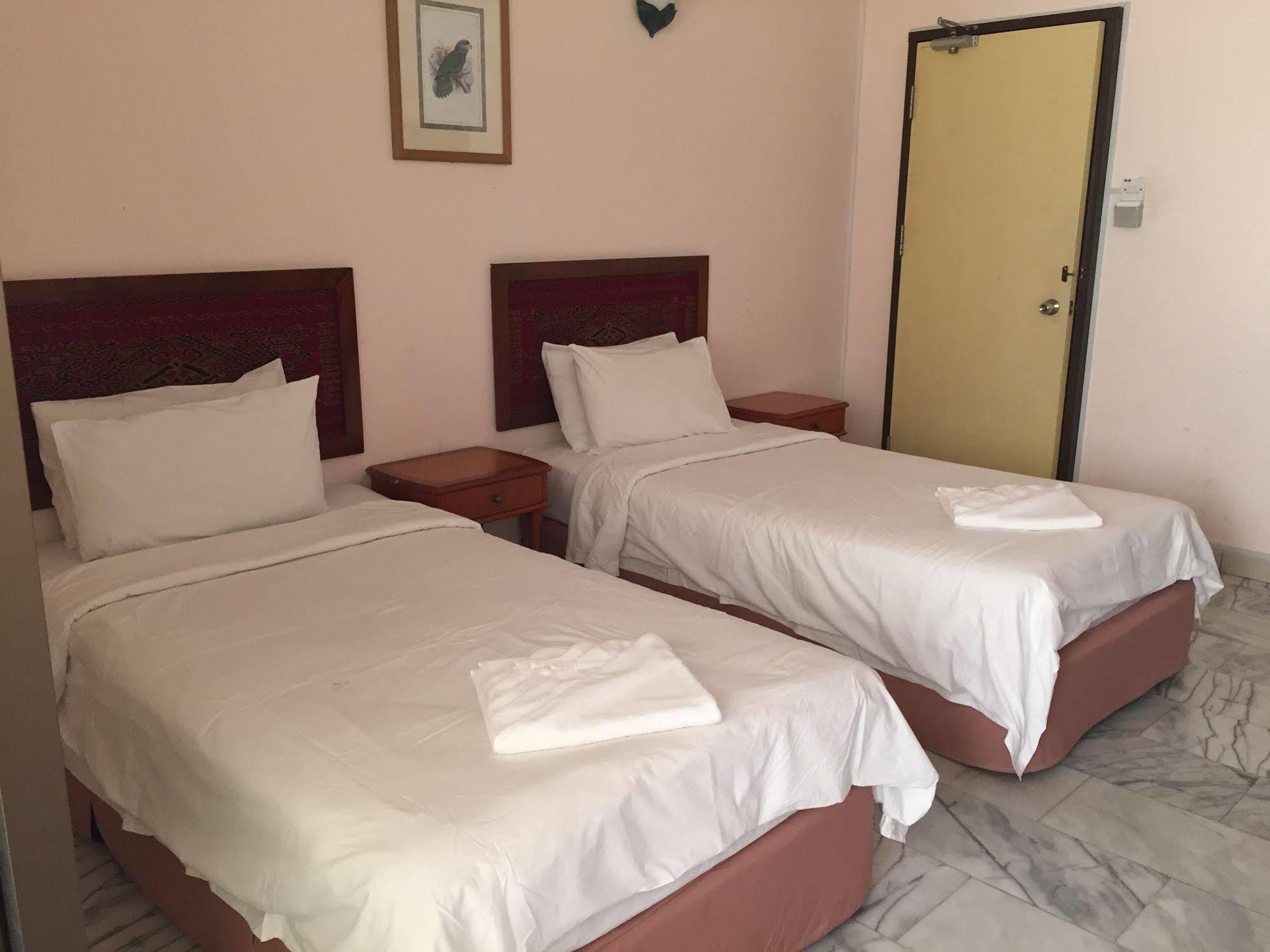 Seapark Condotel Hotel Кота-Кинабалу Экстерьер фото